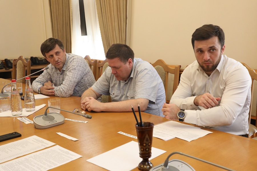 В Правительстве Дагестана обсудили работу по снижению задолженности за пользование водными объектами