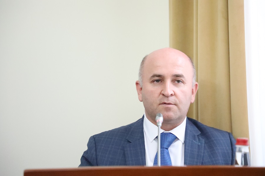 Ход строительства мусоросортировочных комплексов обсудили под руководством Абдулмуслима Абдулмуслимова