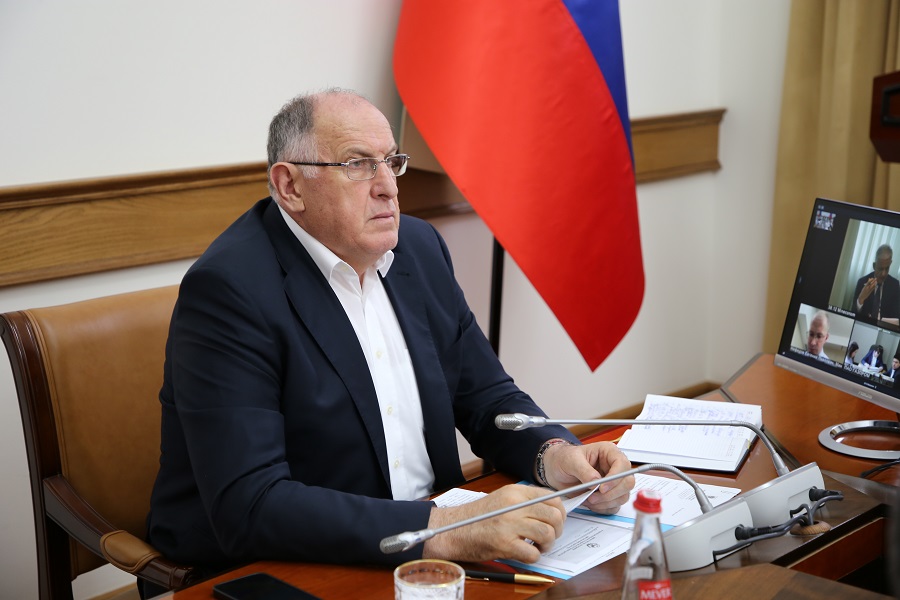 Главой Дагестана инициирована разработка комплекса мер по развитию горных территорий Российской Федерации