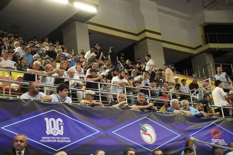 Абдулмуслим Абдулмуслимов принял участие в открытии Чемпионата России по спортивной борьбе
