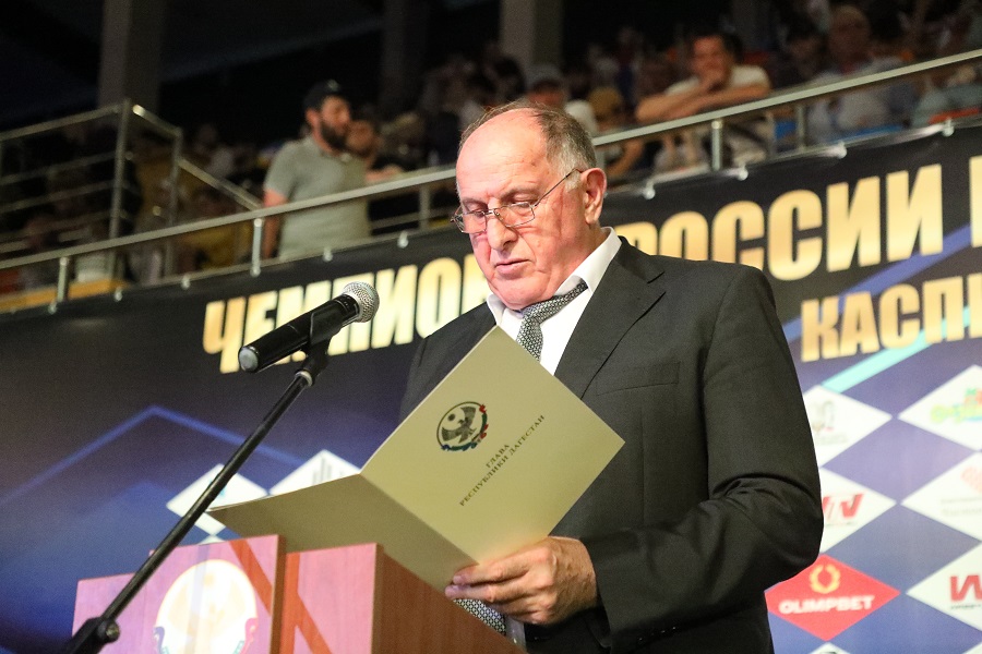 Абдулмуслим Абдулмуслимов принял участие в открытии Чемпионата России по спортивной борьбе