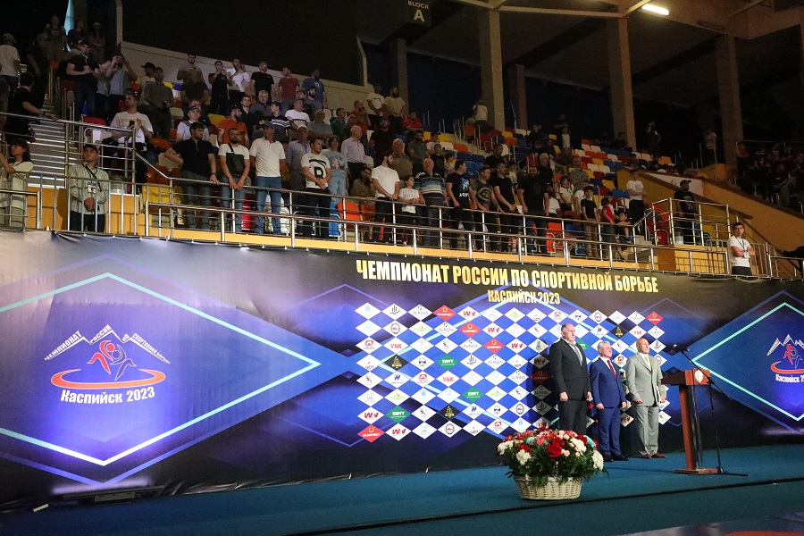 Абдулмуслим Абдулмуслимов принял участие в открытии Чемпионата России по спортивной борьбе
