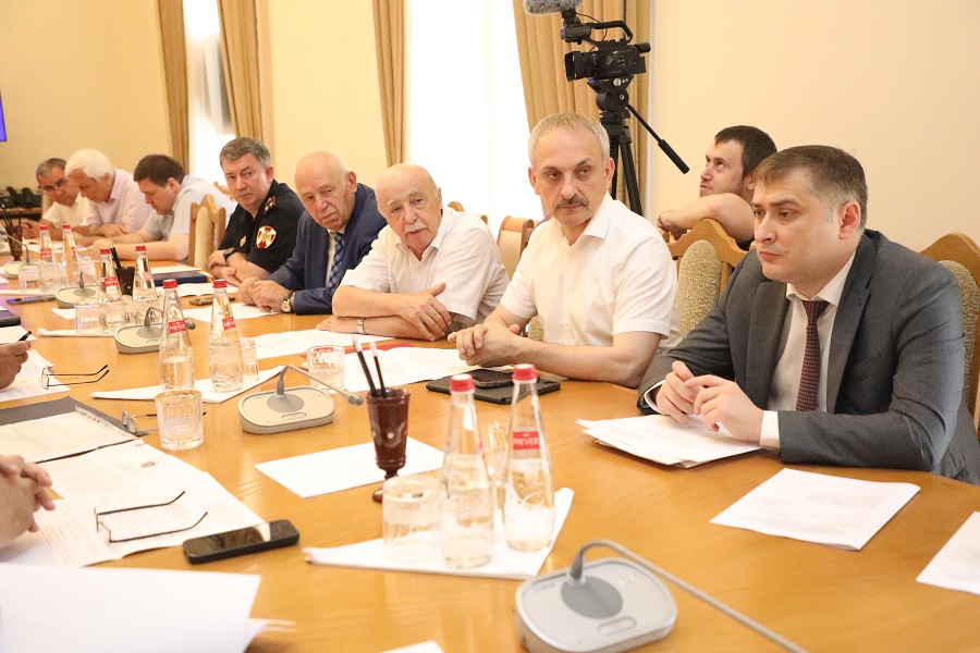 В Дагестане 4 ополченца получили статус ветерана боевых действий