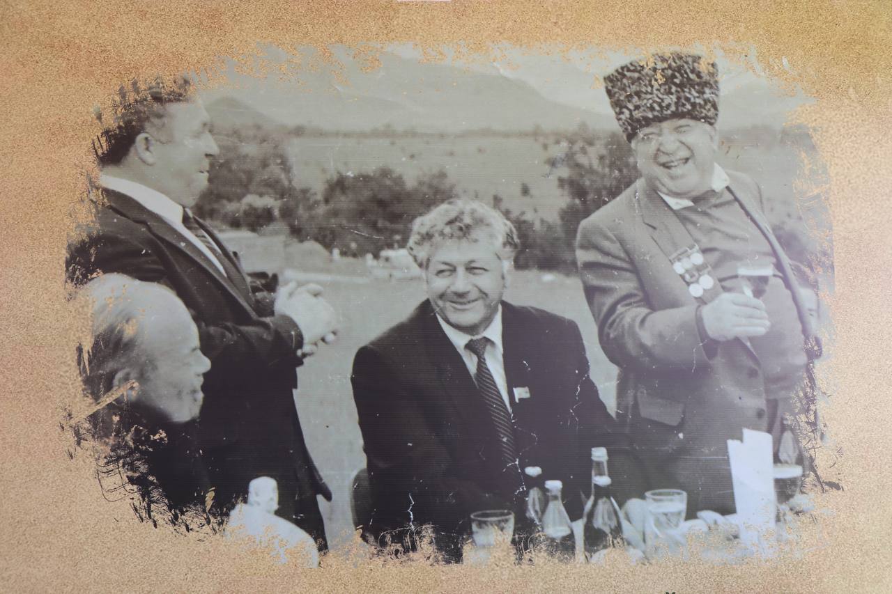 Абдулмуслим Абдулмуслимов и Магомедсалам Магомедов приняли участие в культурно-спортивном фестивале памяти почётного председателя Госсовета Магомедали Магомедова