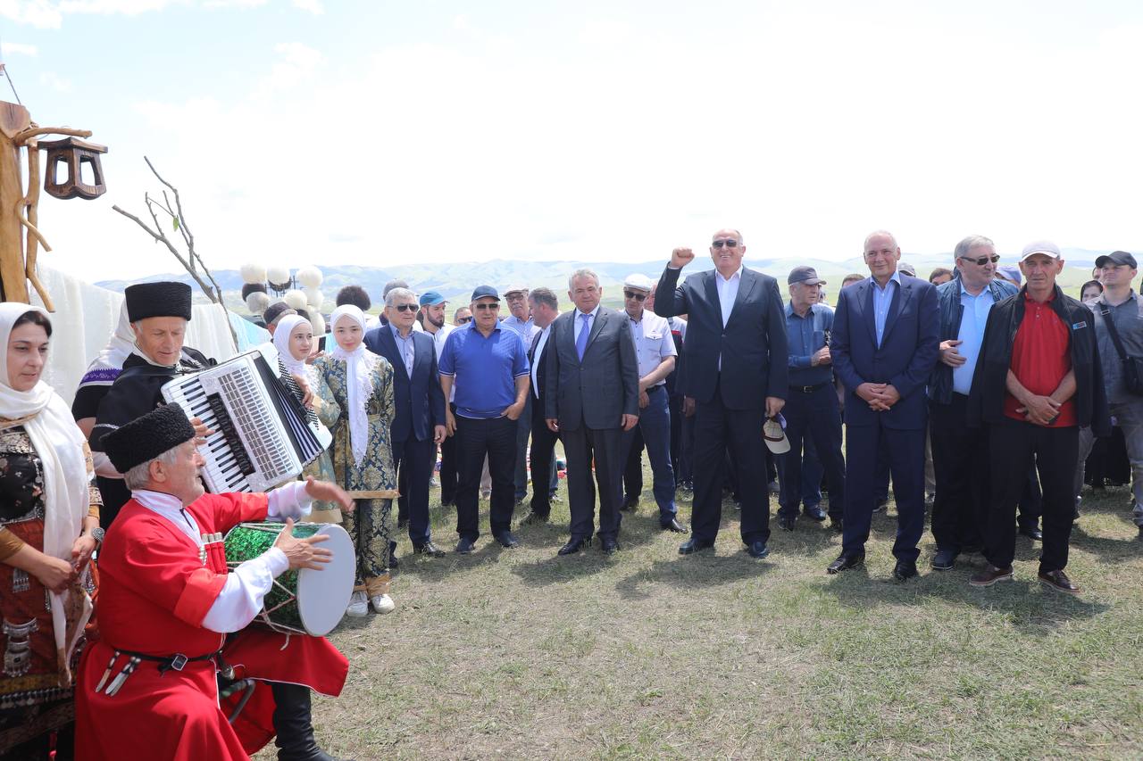 Абдулмуслим Абдулмуслимов и Магомедсалам Магомедов приняли участие в культурно-спортивном фестивале памяти почётного председателя Госсовета Магомедали Магомедова