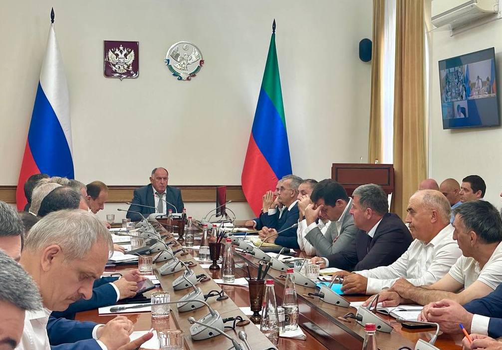 Дагестан поможет подшефному Михайловскому району в восстановлении домов и социальных объектов