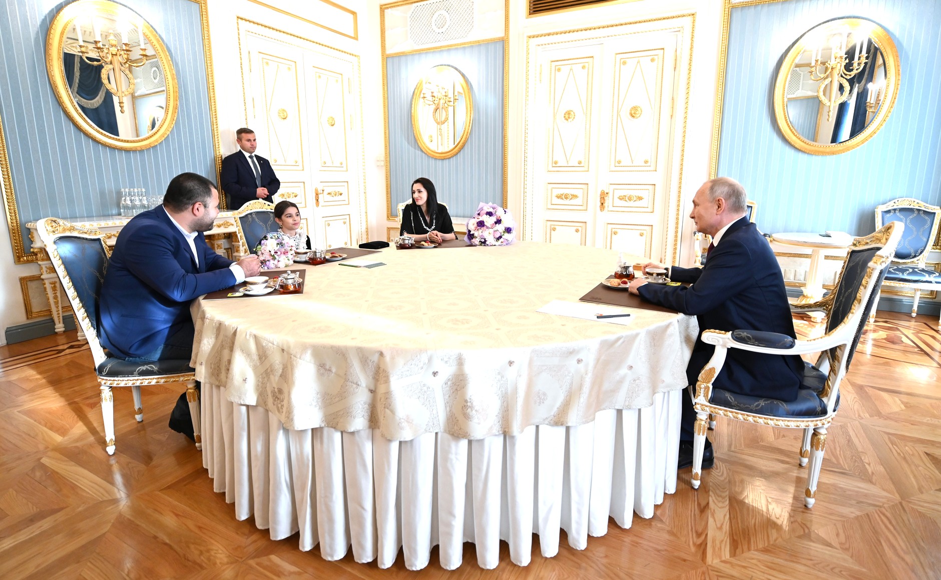 Абдулмуслимов: «Владимир Путин благодаря маленькой Раисат вновь показал свое особое отношение к Дагестану»