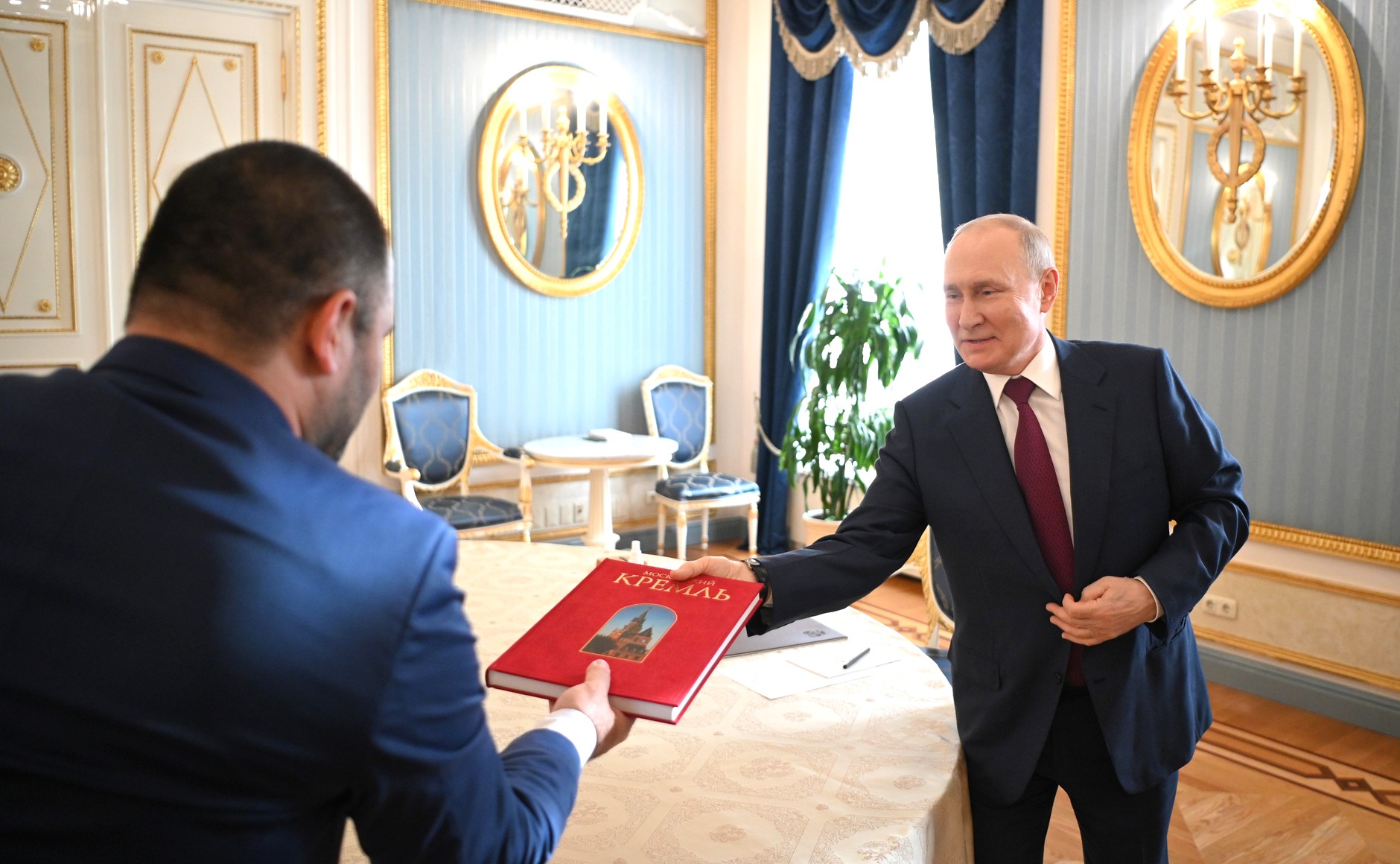 Абдулмуслимов: «Владимир Путин благодаря маленькой Раисат вновь показал свое особое отношение к Дагестану»