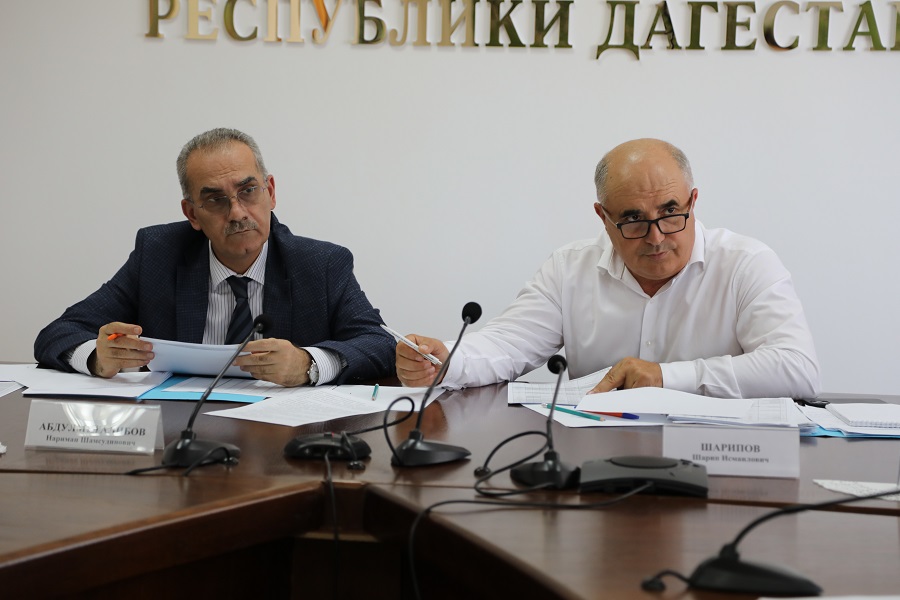 Нариман Абдулмуталибов провел рабочее совещание в Минсельхозпроде