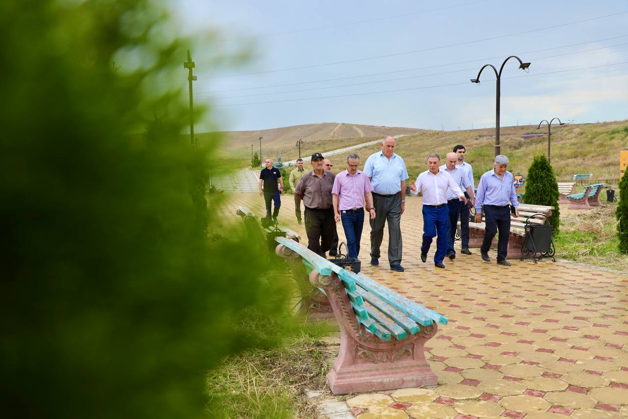 Новый сквер готовят к открытию в Сергокалинском районе