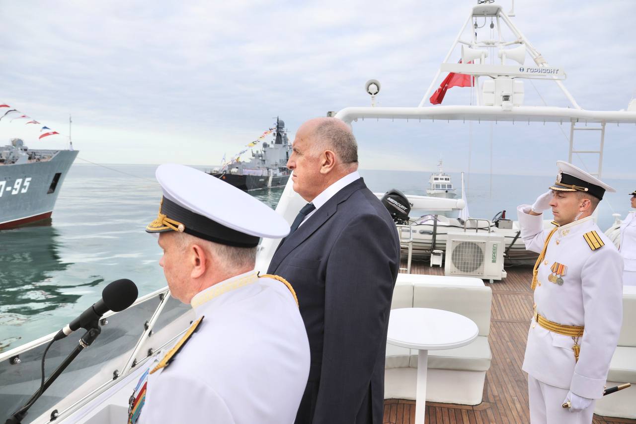 В Дагестане масштабно отпраздновали День Военно-морского флота России