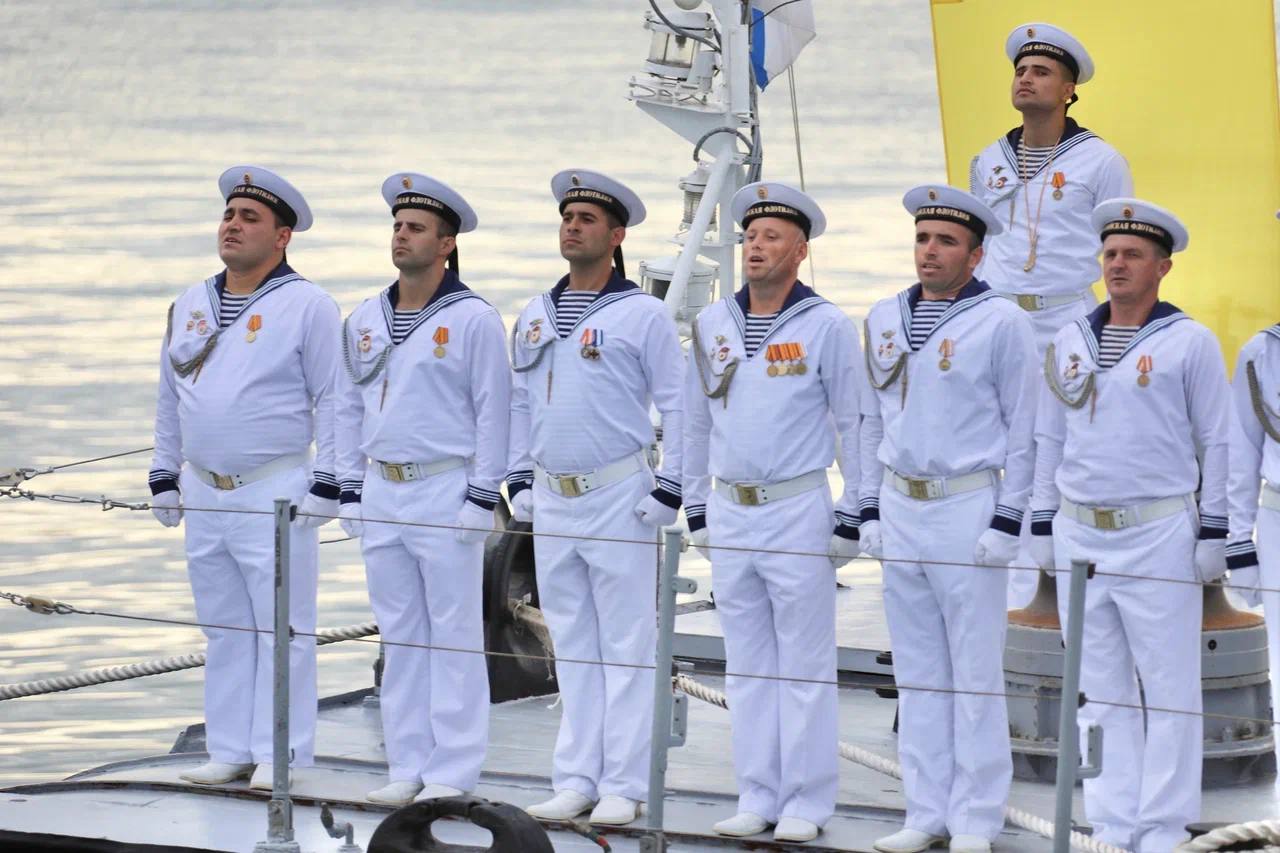 В Дагестане масштабно отпраздновали День Военно-морского флота России