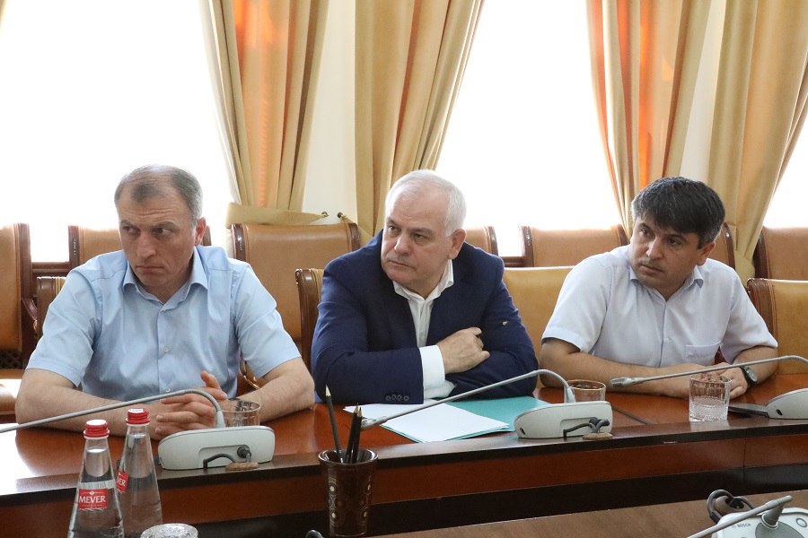 В Южной зоне республики начато строительство мусоросортировочного комплекса и полигона для размещения отходов