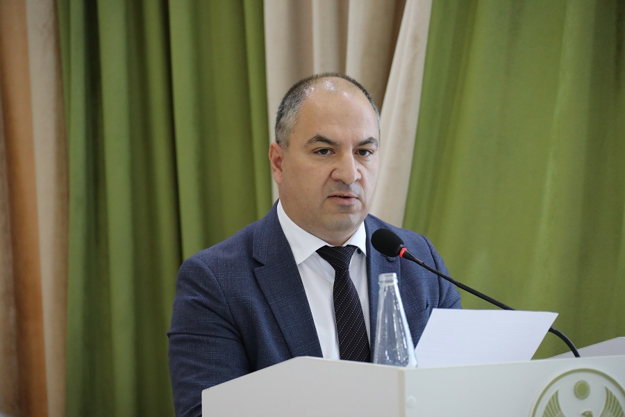 Более 50 руководителей крупного бизнеса приняли участие во встрече-семинаре об инструментах поддержки отрасли в Дагестане