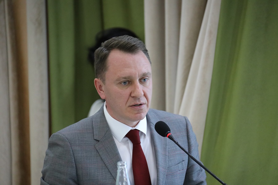 Более 50 руководителей крупного бизнеса приняли участие во встрече-семинаре об инструментах поддержки отрасли в Дагестане