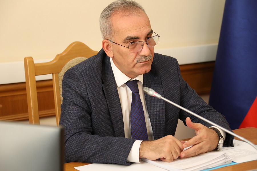 Проблему бездомных животных обсудили в Правительстве Дагестана