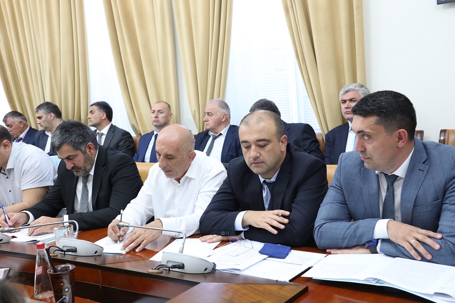 В Дагестане приняты допмеры по обеспечению безопасности граждан и защиты стратегически важных объектов