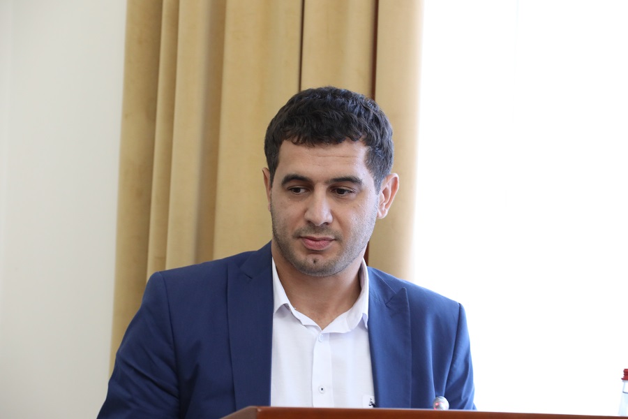 По инициативе Абдулмуслимова в Дагестане законодательно утвердят меры поддержки мастеров отрасли народных промыслов