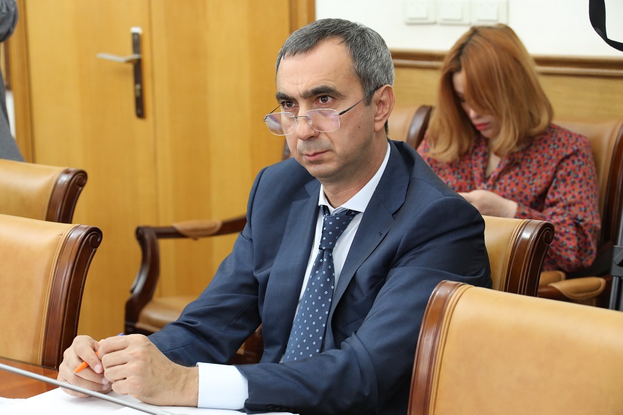Власти Дагестана и благотворительные фонды продолжают оказывать помощь пострадавшим в результате взрыва в Кумторкалинском районе