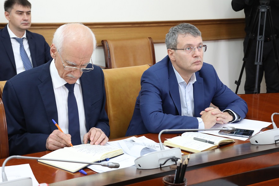 Власти Дагестана и благотворительные фонды продолжают оказывать помощь пострадавшим в результате взрыва в Кумторкалинском районе