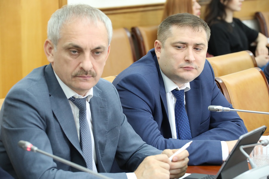 Власти Дагестана и благотворительные фонды продолжают оказывать помощь пострадавшим в результате взрыва в Кумторкалинском районе