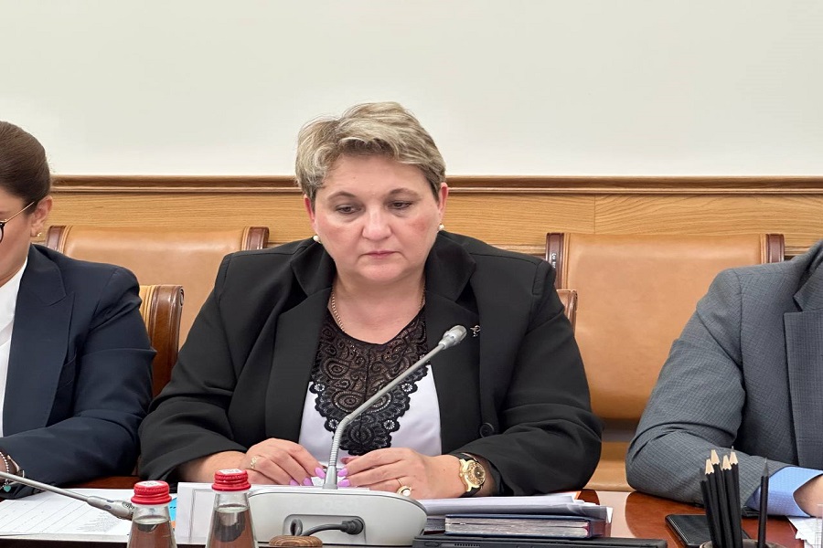 Меры по противодействию незаконному обороту запрещенных веществ обсудили на заседании Антинаркотической комиссии