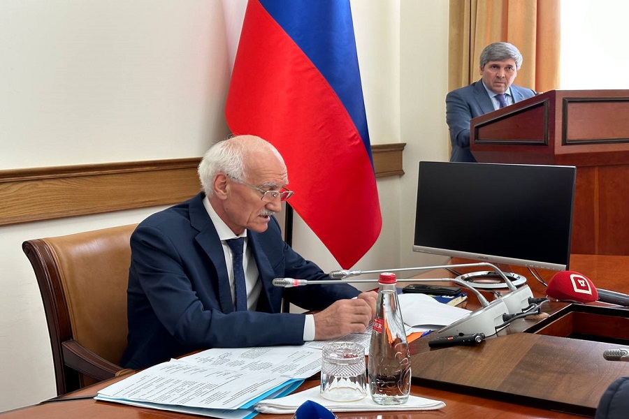 Меры по противодействию незаконному обороту запрещенных веществ обсудили на заседании Антинаркотической комиссии