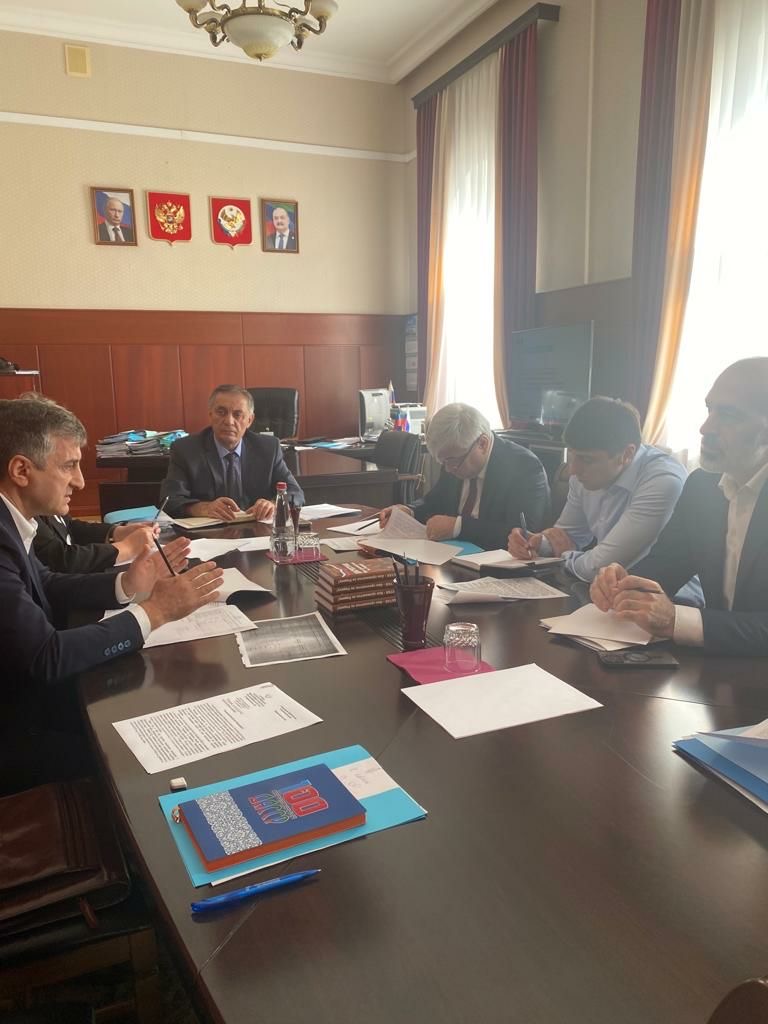 В Правительстве Дагестана проанализировали причины образования кредиторской задолженности в Избербашской ЦГБ