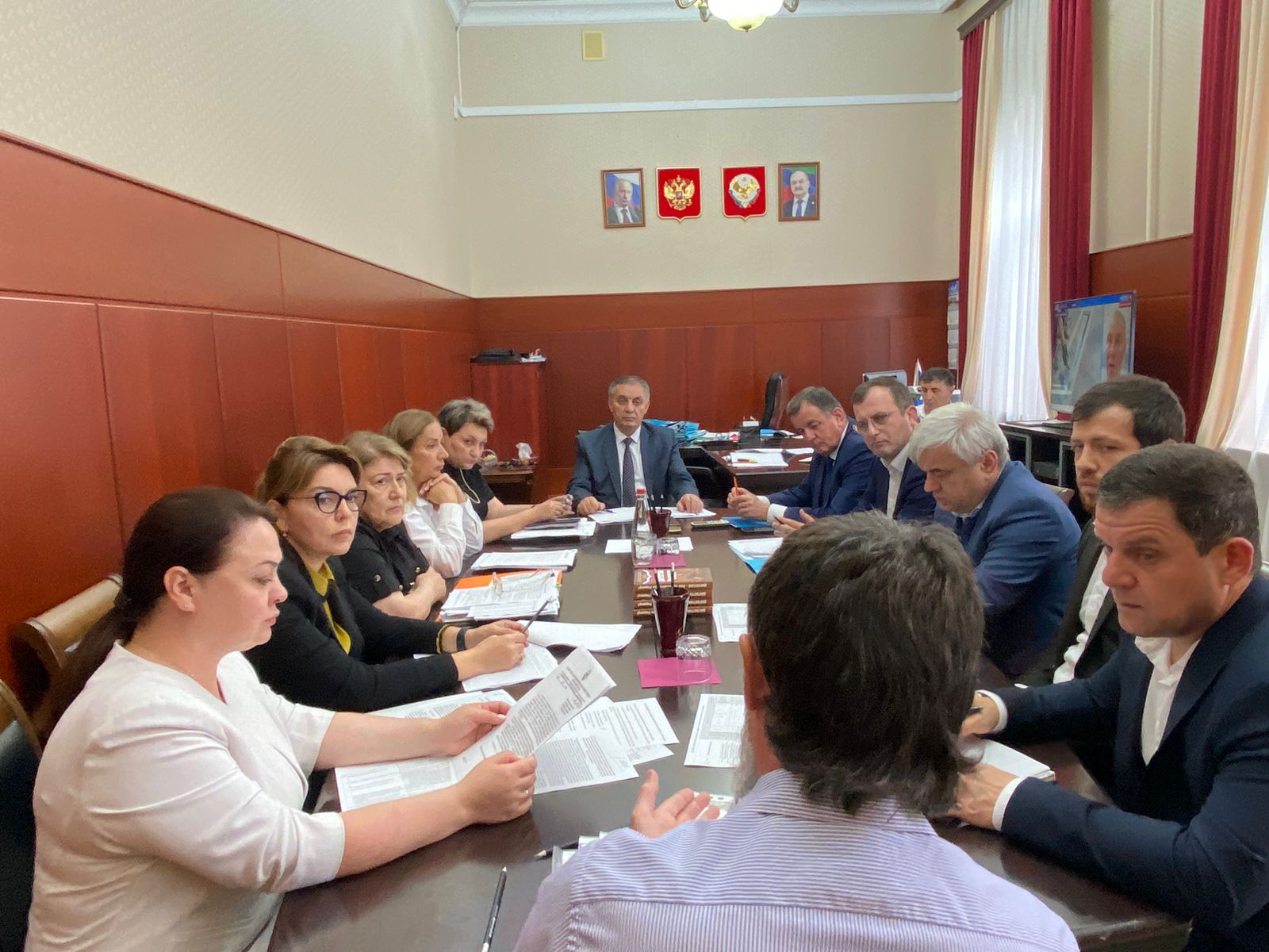 В Правительстве Дагестана обсудили вопросы реализации Концессионного соглашения деятельности Единой клинико-диагностической лаборатории в Буйнакске