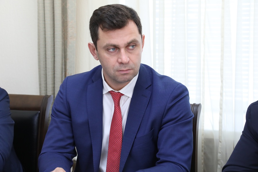 Андрей Шабалин провел прием граждан в Махачкале