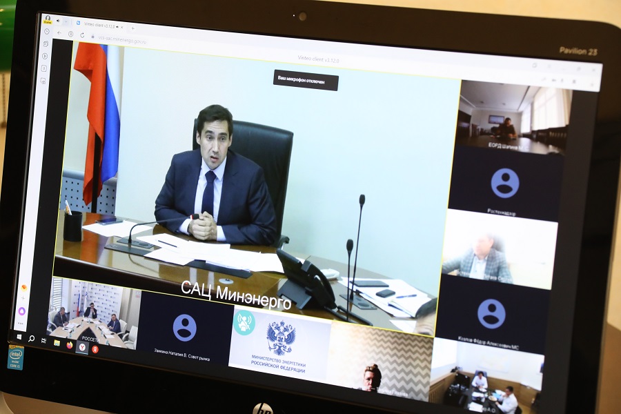 Манвел Мажонц доложил Евгению Грабчаку о ходе работ по повышению надежности электроснабжения в Дагестане