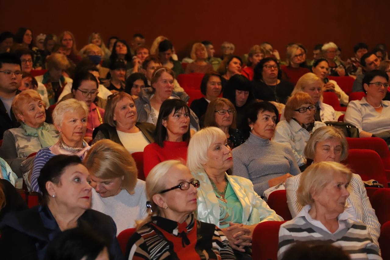 В Минске прошел литературно-музыкальный вечер в честь 100-летия поэта Расула Гамзатова
