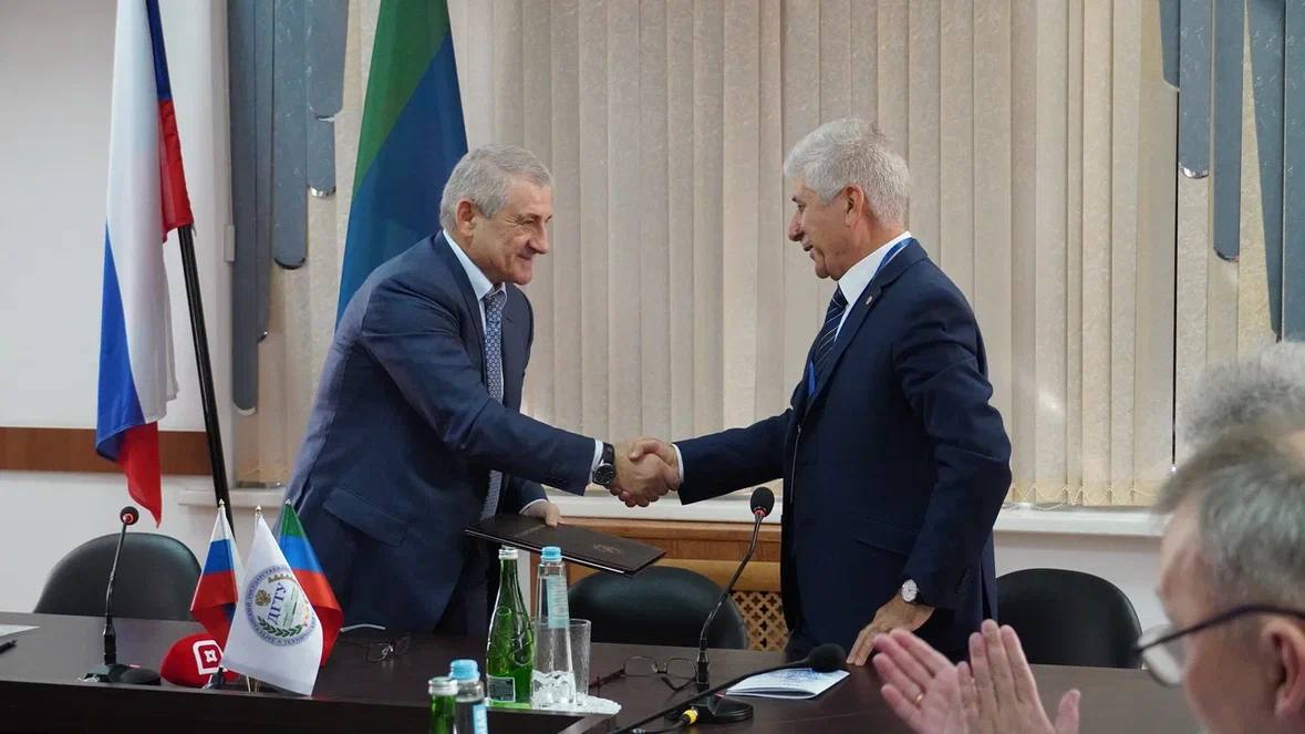 Ризван Газимагомедов принял участие в Международной конференции «Инновационные, информационные и коммуникационные технологии»