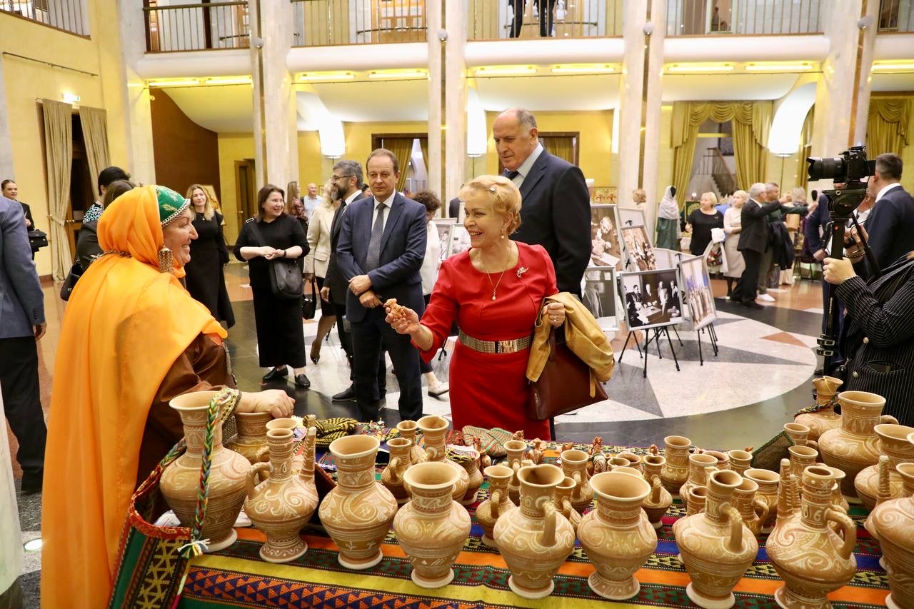 Концерт памяти Расула Гамзатова в Минске посетили более 700 человек