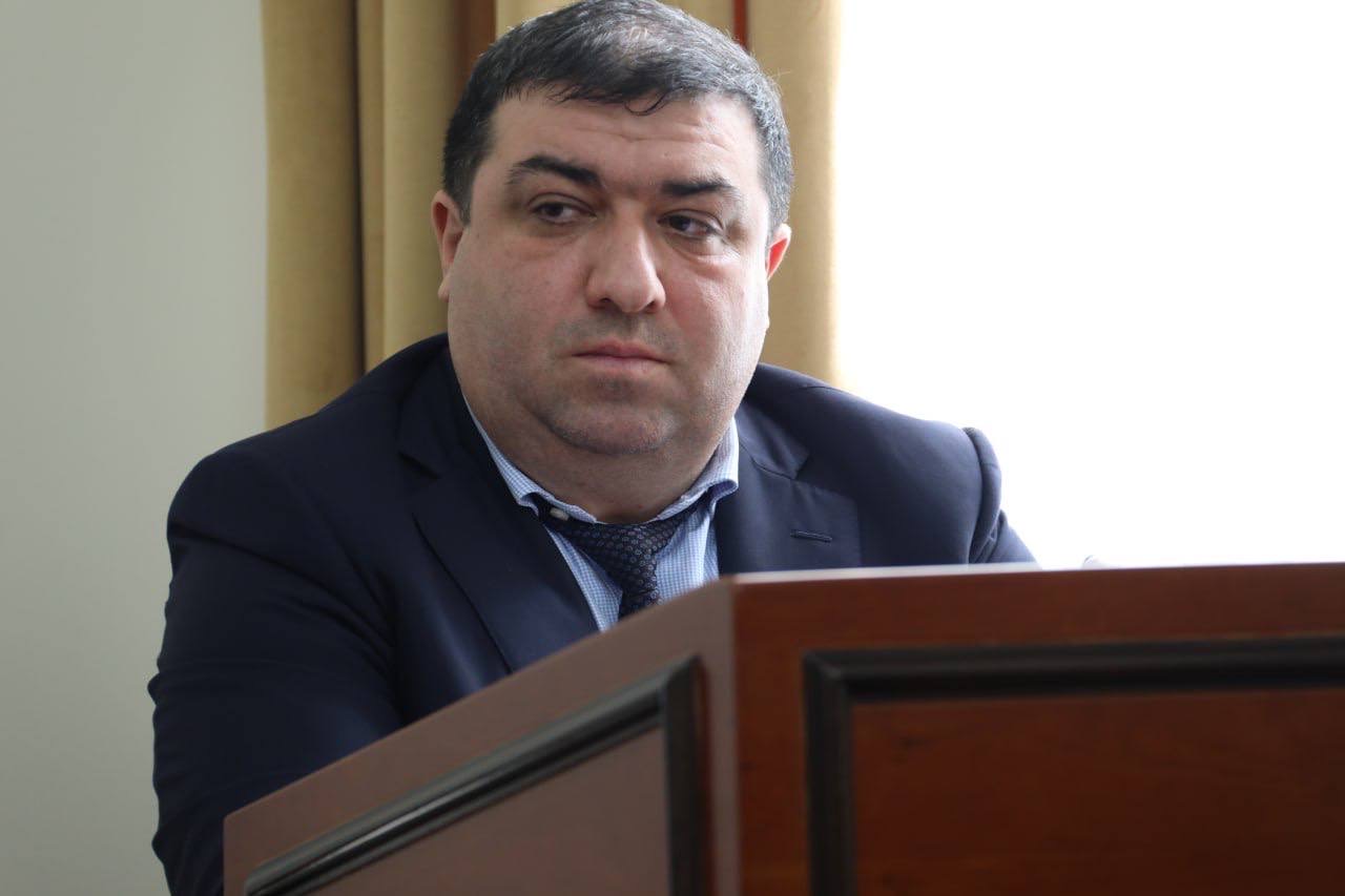 Абдулмуслим Абдулмуслимов провел заседание Комиссии по противодействию незаконному обороту промышленной продукции