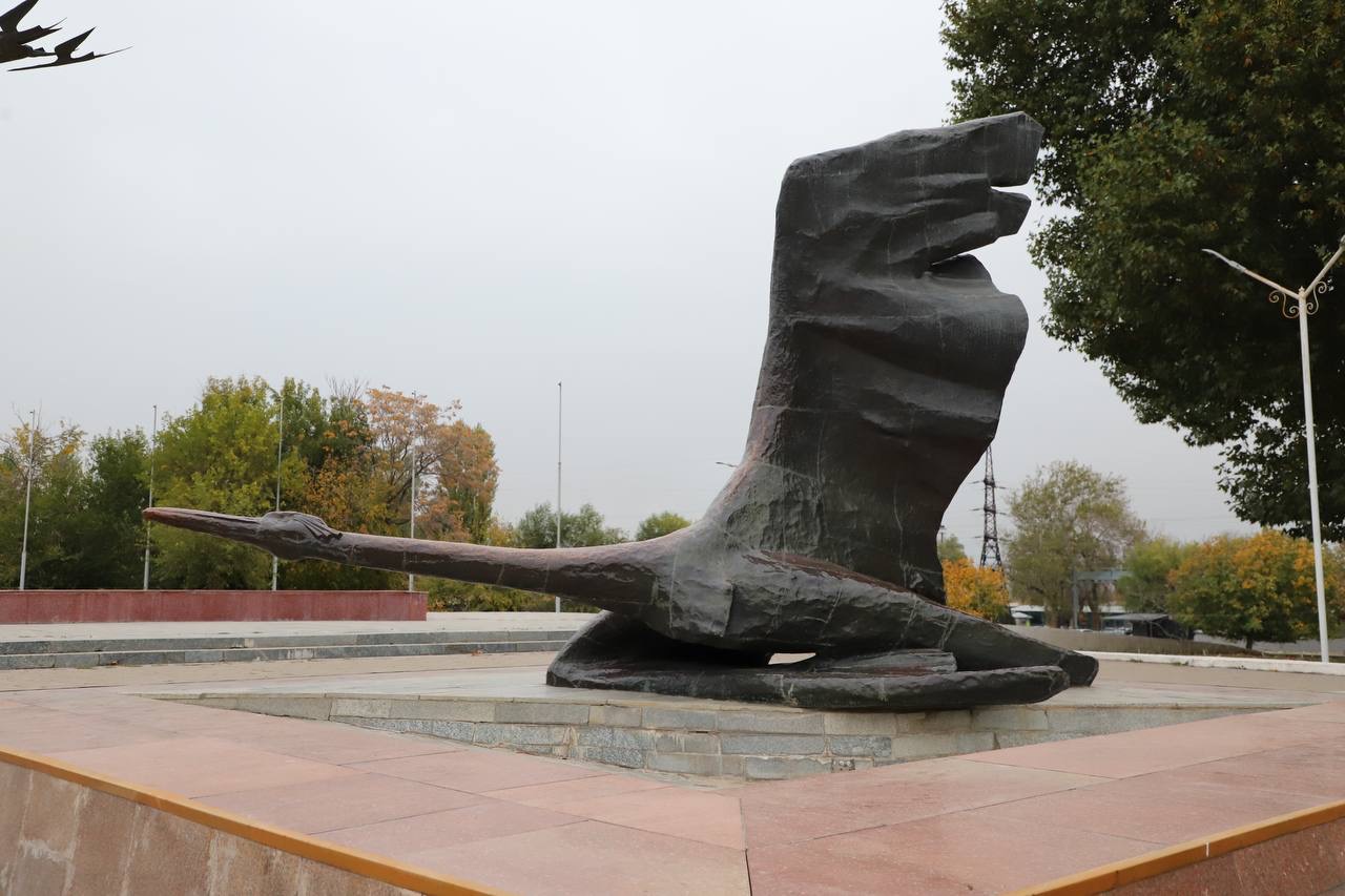 Дагестанская делегация посетила мемориал «Белые журавли» в Узбекистане