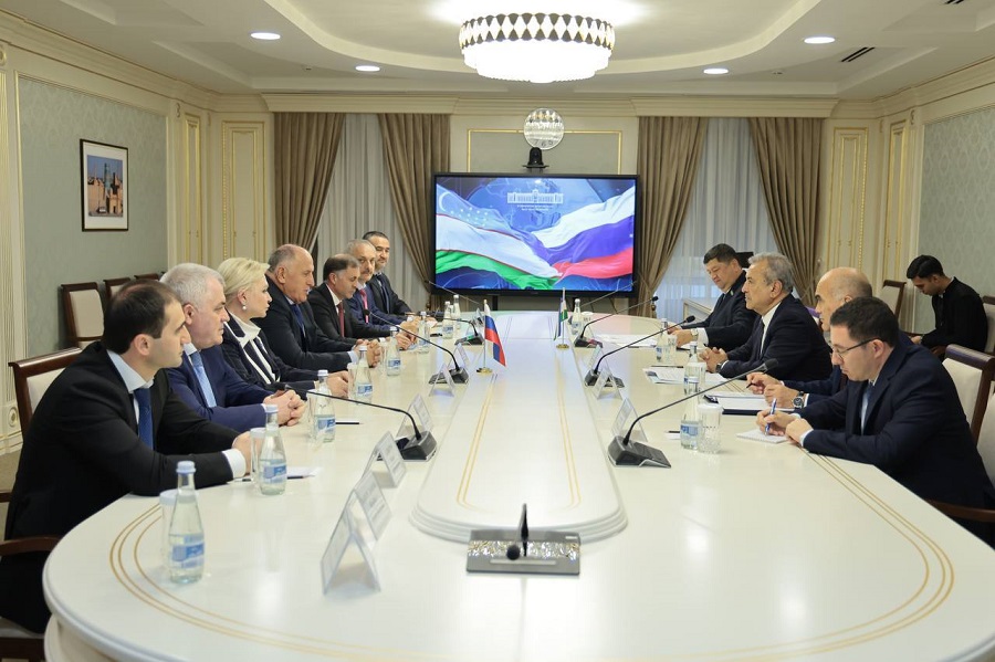 Абдулмуслим Абдулмуслимов провел встречу с первым заместителем Председателя Сената Олий Мажлиса Узбекистана