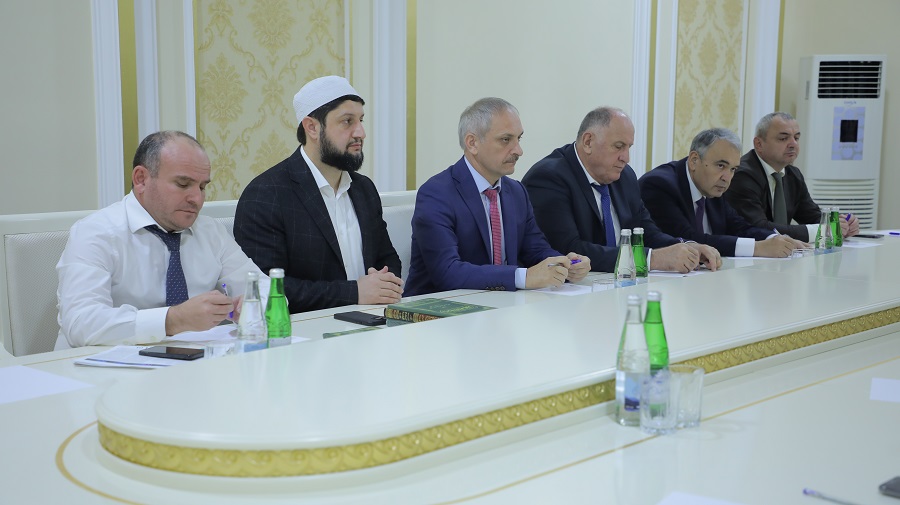 Абдулмуслим Абдулмуслимов встретился с муфтием Узбекистана