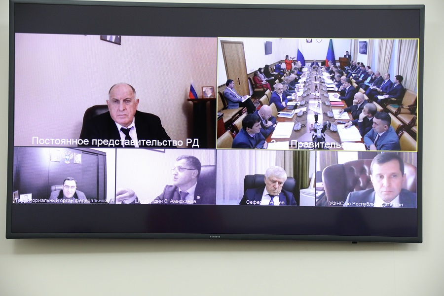 Абдулмуслимов: Правительство РД завершает подготовку проекта бюджета на 2024 год и плановый период 2025 и 2026 годов
