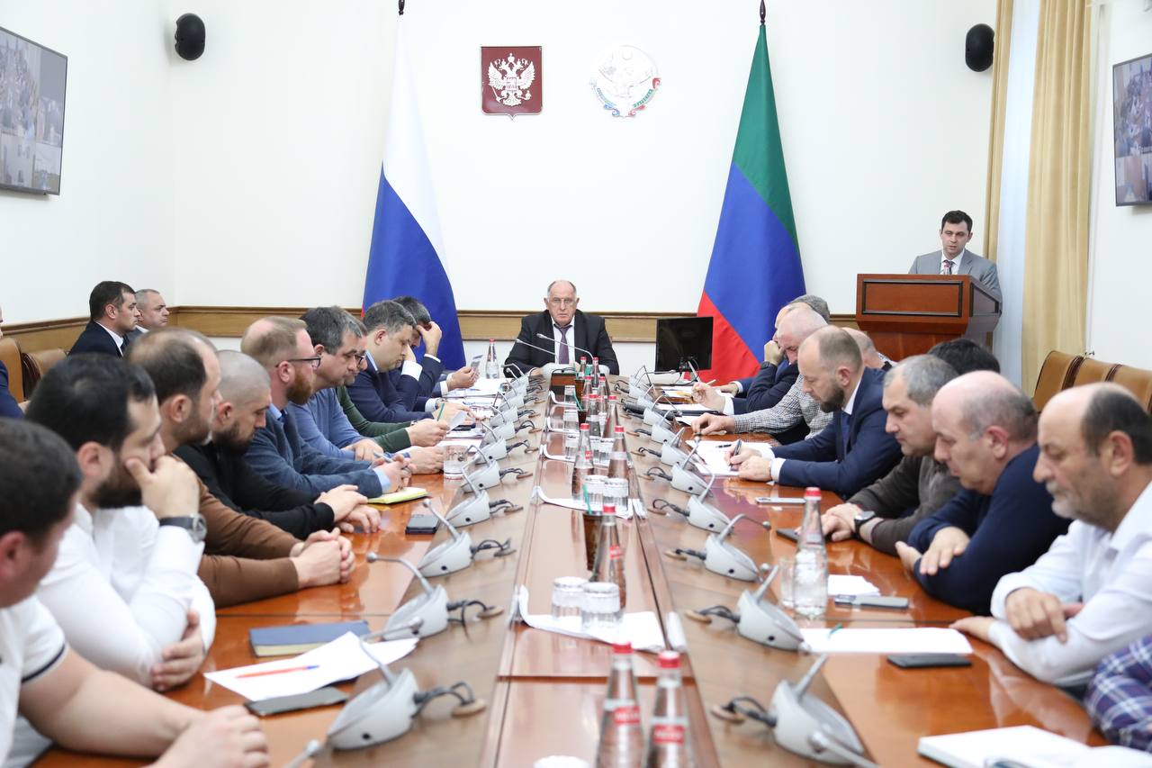 Правительство РД держит на особом контроле процесс строительства объектов образования в рамках нацпроектов