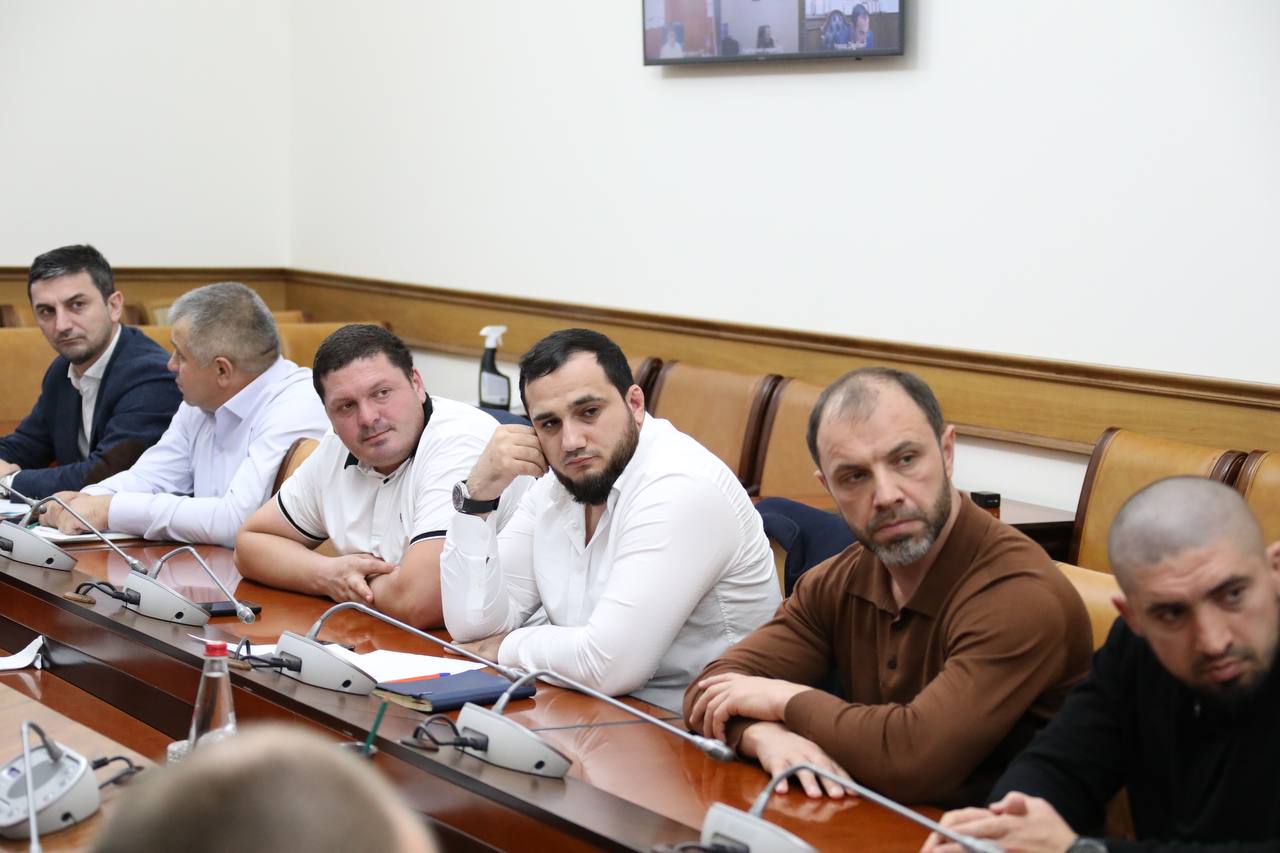 Правительство РД держит на особом контроле процесс строительства объектов образования в рамках нацпроектов
