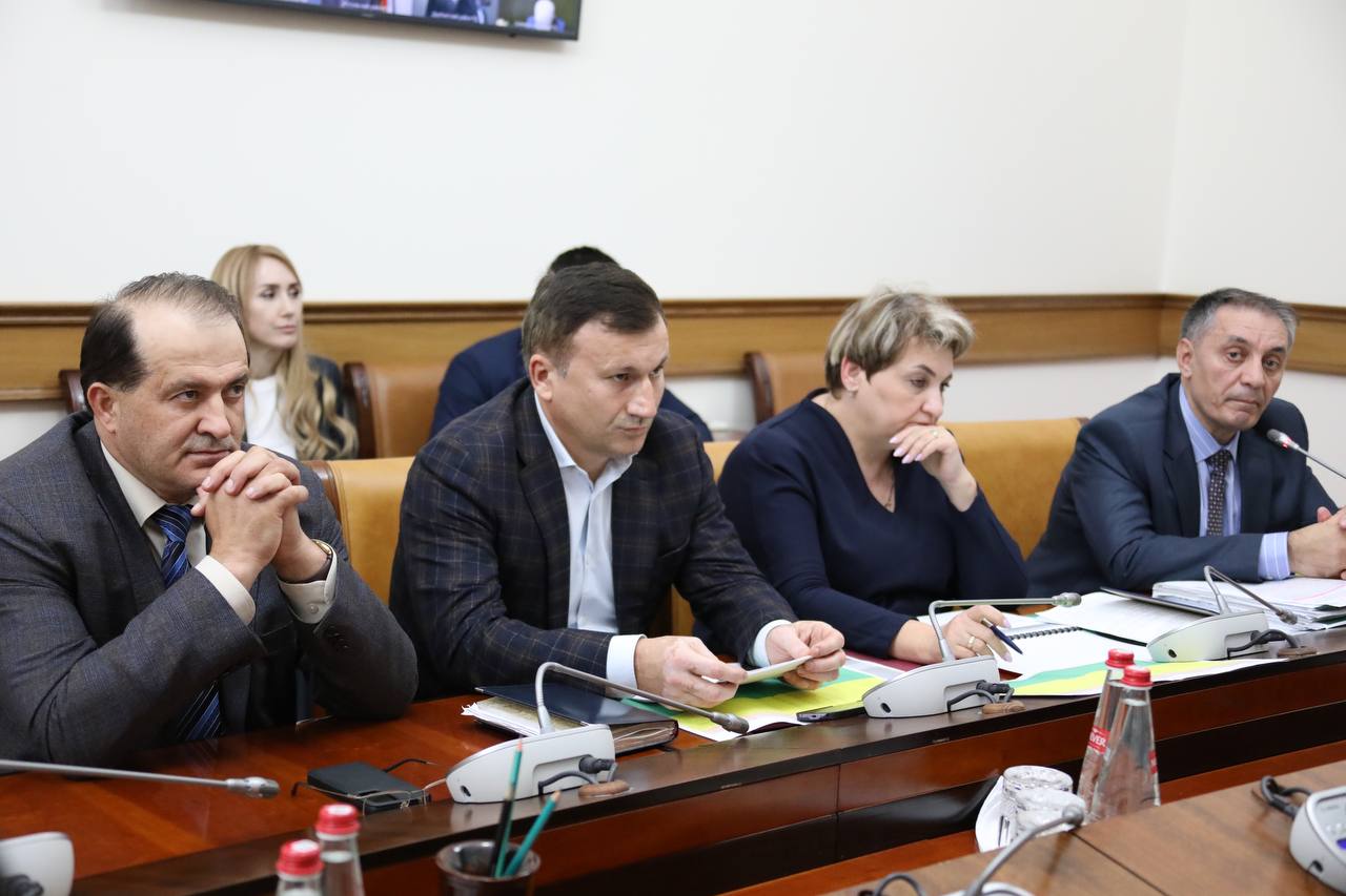 27 объектов здравоохранения обновят в Дагестане до конца текущего года