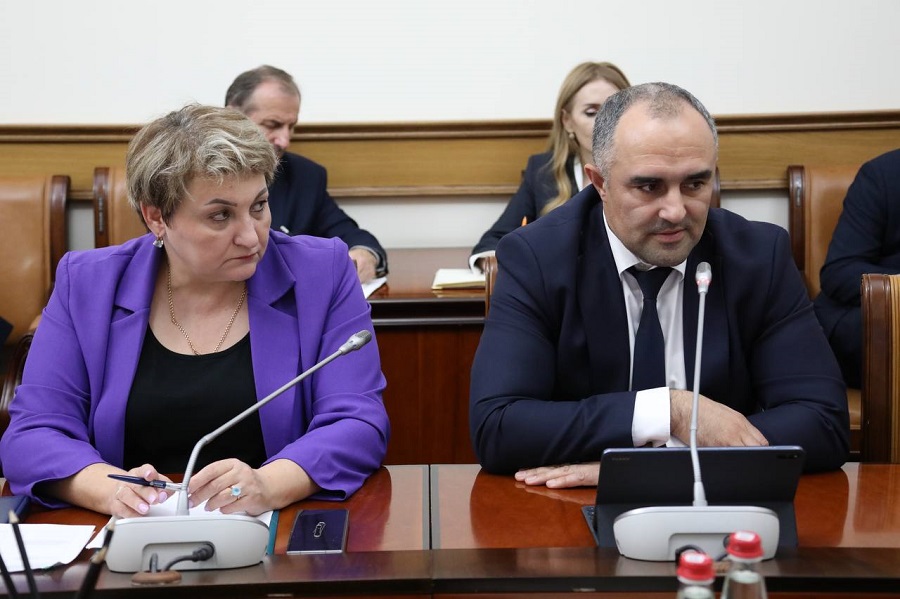 Ход цифровизации сферы здравоохранения обсудили в Правительстве Дагестана