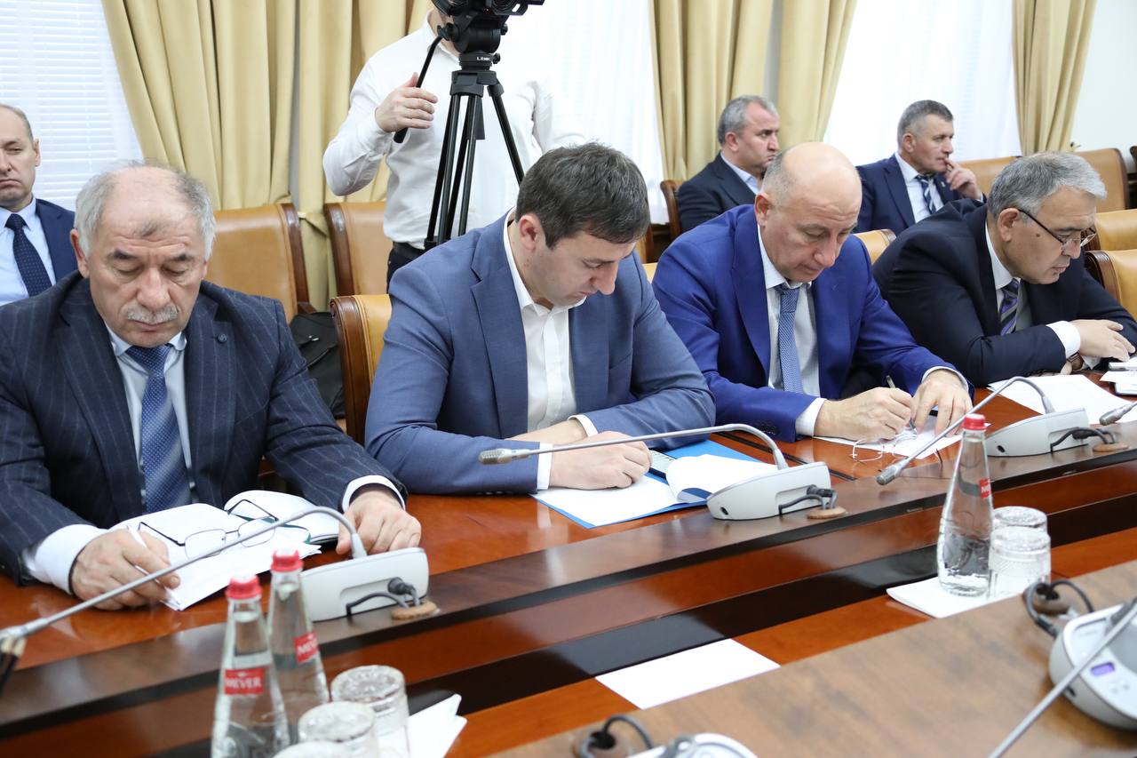 В Дагестане появится новая госпрограмма по снижению уровня неформальной занятости