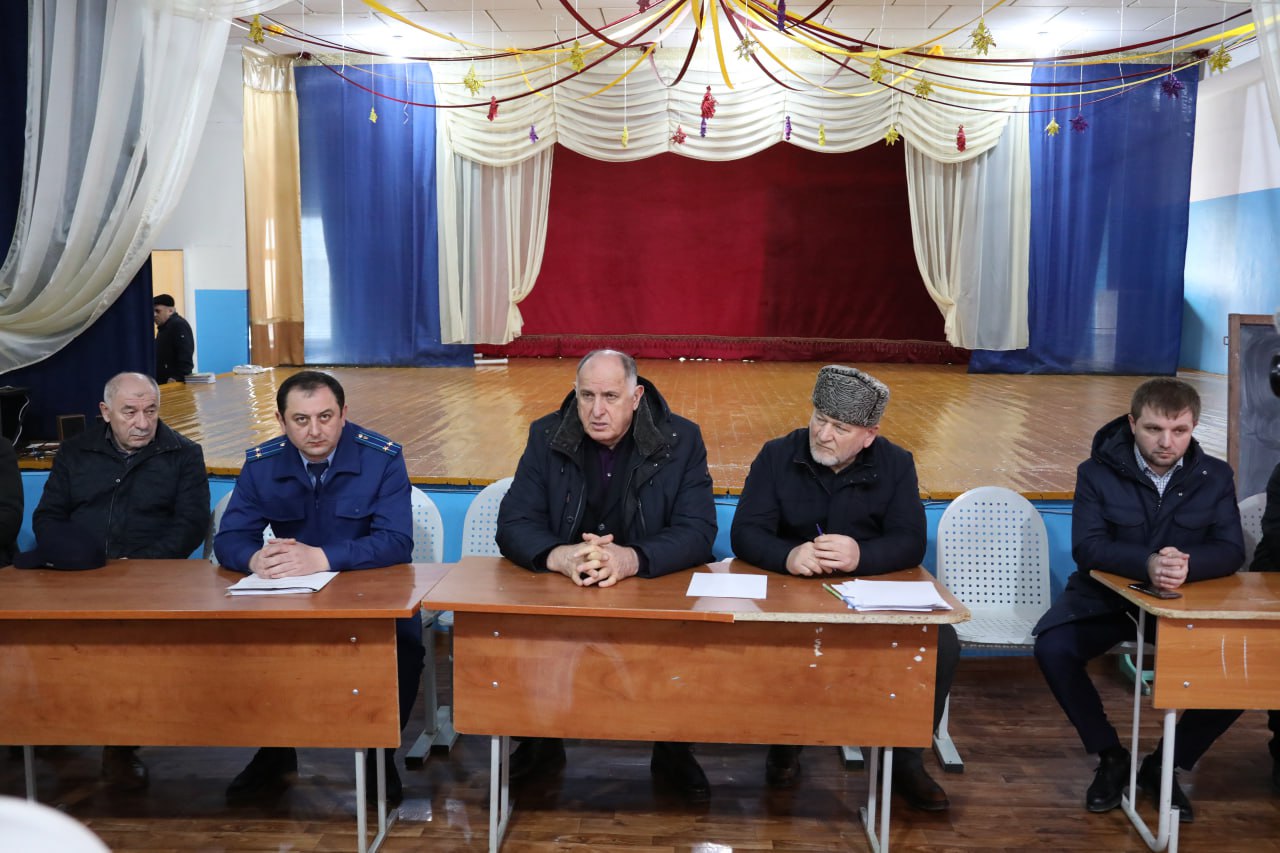 Часть школьников шамилькалинской школы переведут в здание администрации Унцукульского района