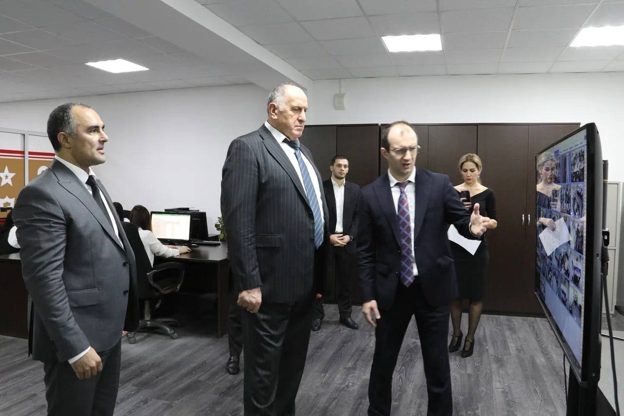 В Махачкале запустили работу нового «Цифрового МФЦ»