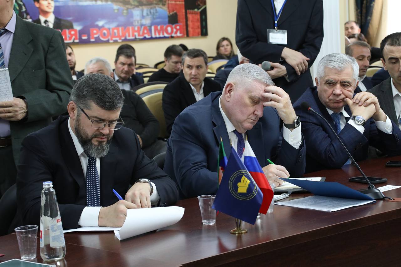 Более 200 человек приняли участие в стратсессии по продовольственной безопасности в Махачкале