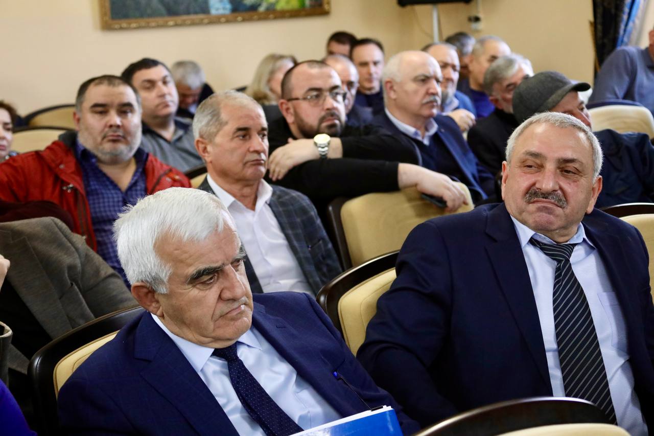 Более 200 человек приняли участие в стратсессии по продовольственной безопасности в Махачкале