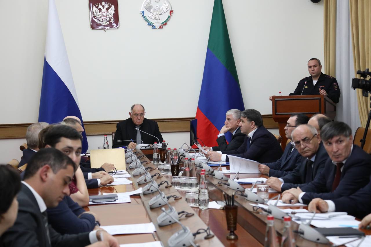 Первое заседание комиссии по безопасности дорожного движения в новом составе прошло в Дагестане