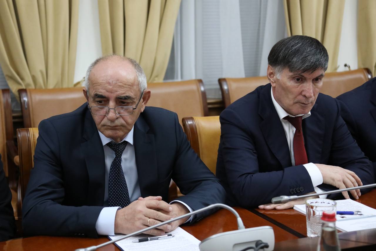 Первое заседание комиссии по безопасности дорожного движения в новом составе прошло в Дагестане